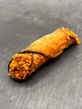 Heerlijke Cannoli Speculaas, ambachtelijk gevuld met romige speculaas-vulling, perfect voor bij een bakje koffie.